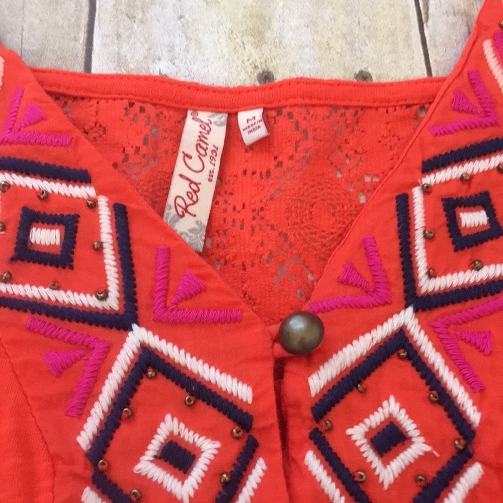 Red Camel Tank Top - Picture 2 of 7